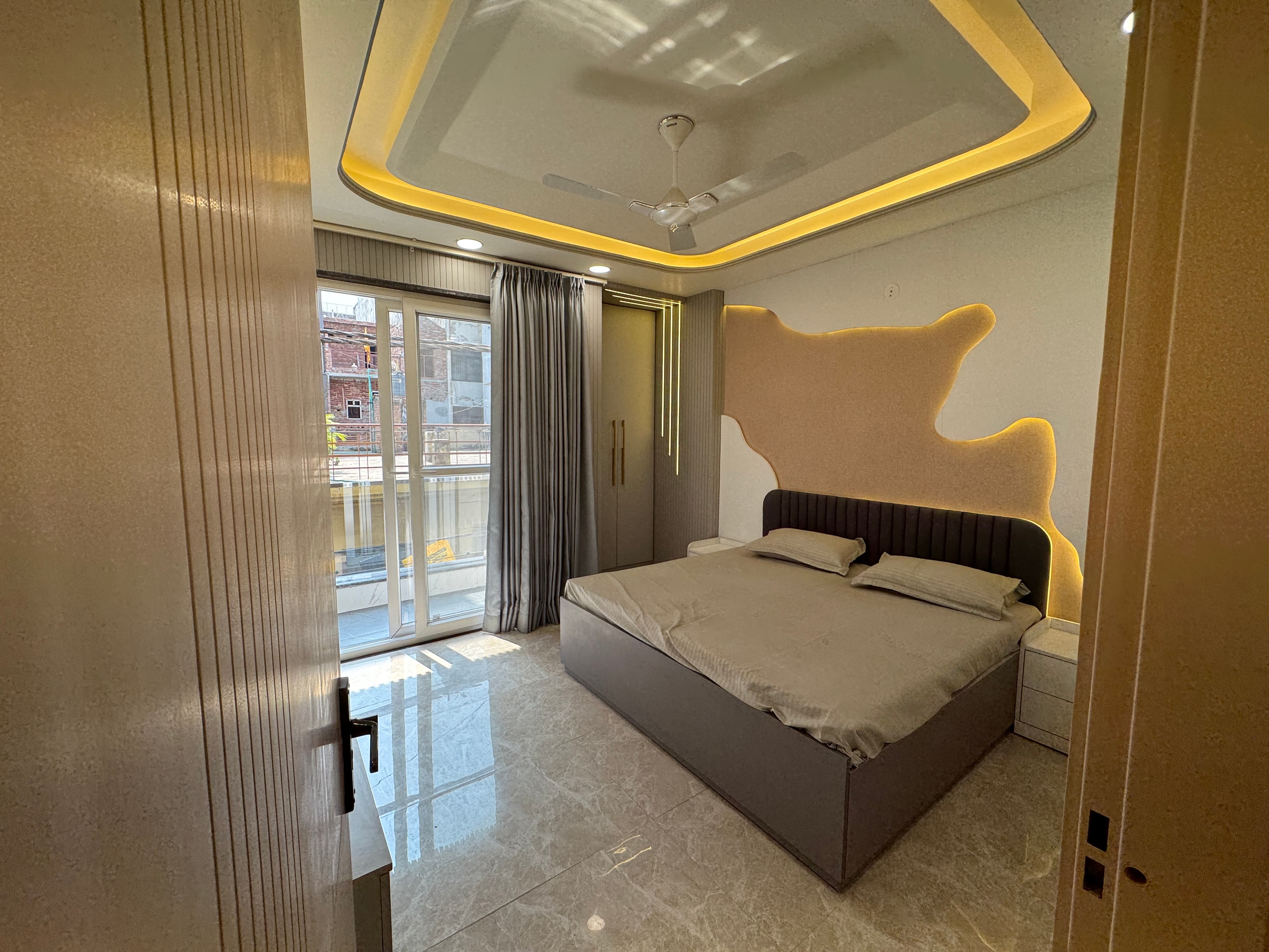 New 3BHK Flat for Sale in Dwarka Mor | Ready to Move Near Metro thumbnail 3