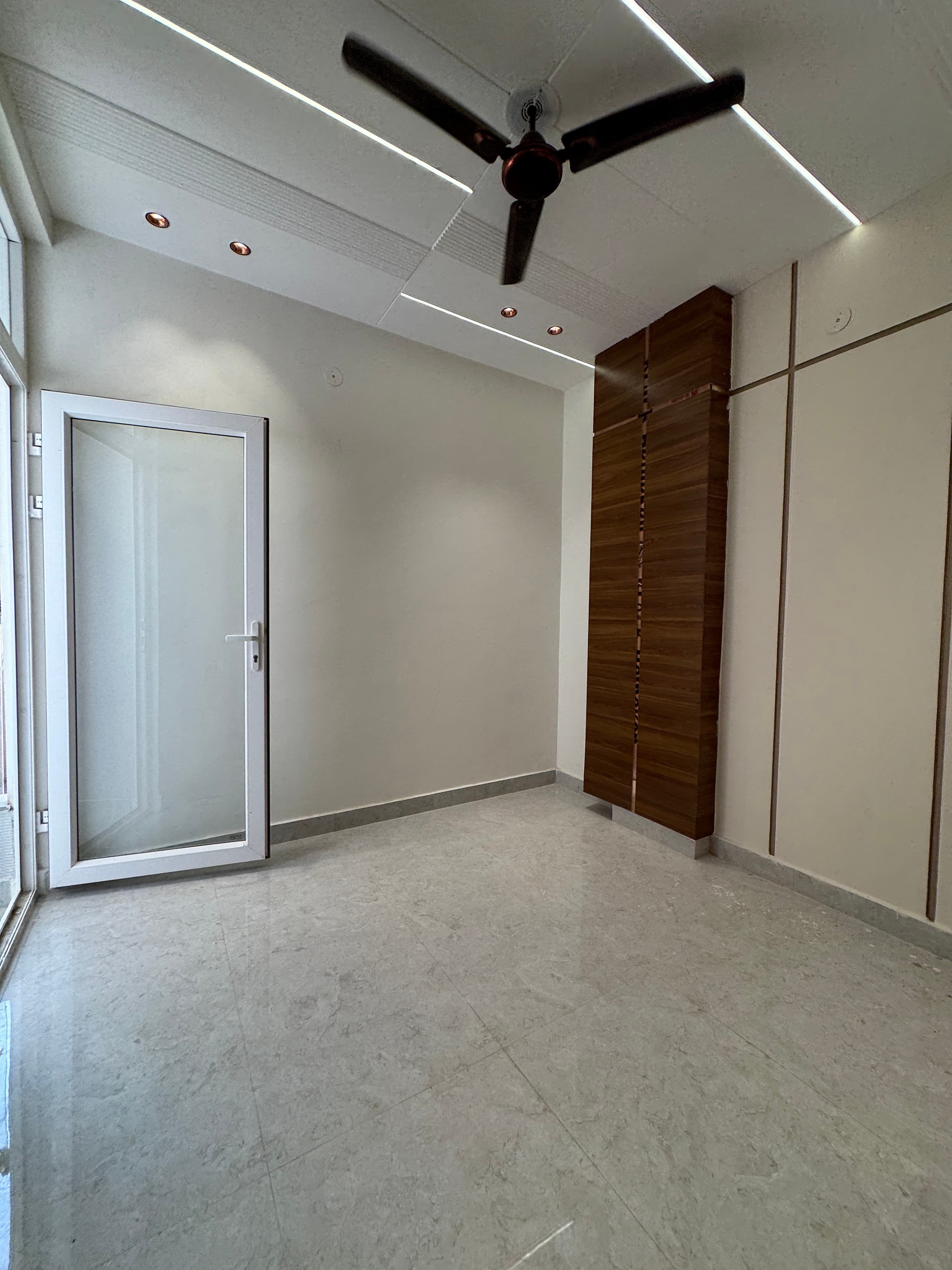 1BHK Flat for Sale in Dwarka Mor | Affordable & Ready to Move thumbnail 5