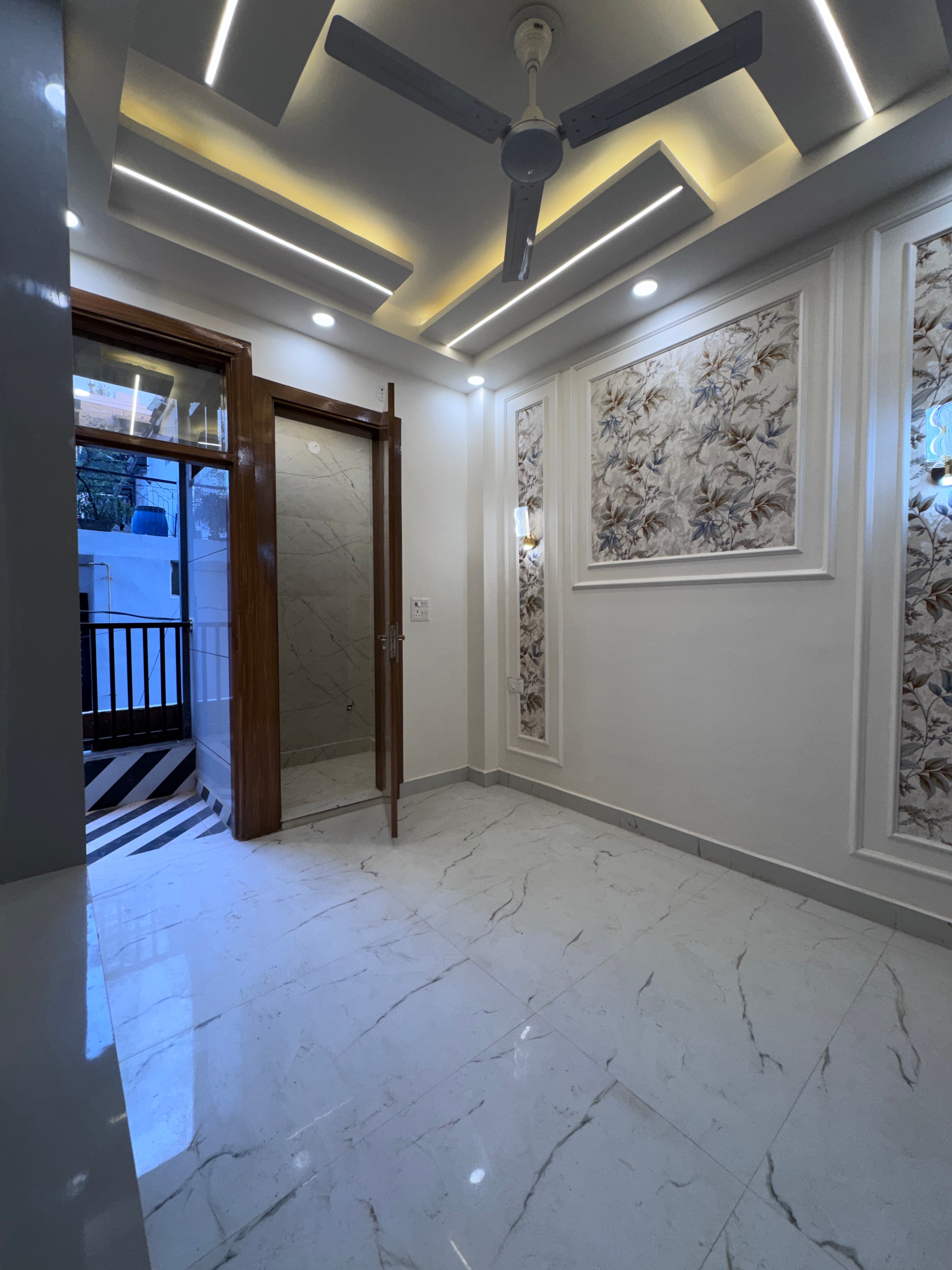 2BHK 65 Gaj Flat for Sale in Dwarka Mor thumbnail 6