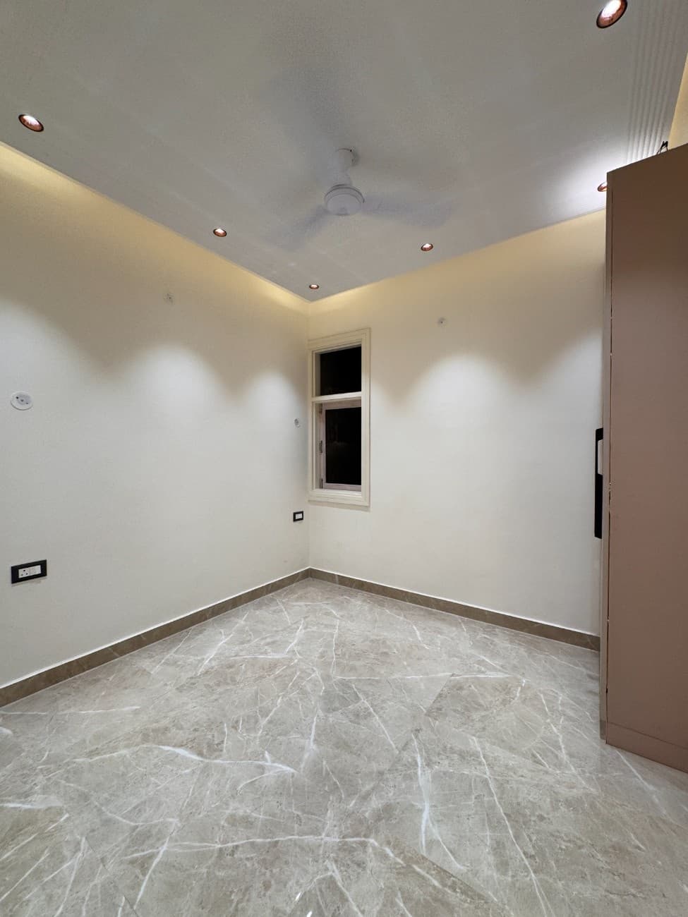 2BHK 70 Gaj Flat for Sale in Dwarka Mor | Ready-to-Move Luxury Home thumbnail 7