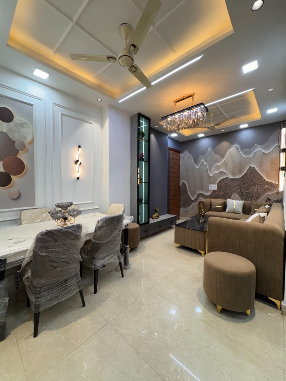 3BHK 90 Gaj Flat for Sale in Dwarka Mor | Spacious Family Home