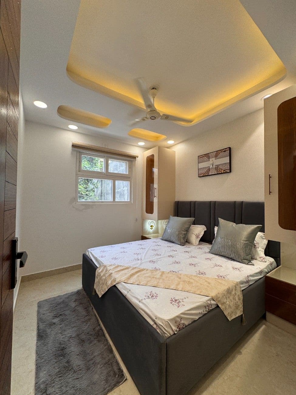 3BHK 85 Gaj Flat for Sale in Dwarka Mor | Premium Family Home thumbnail 6