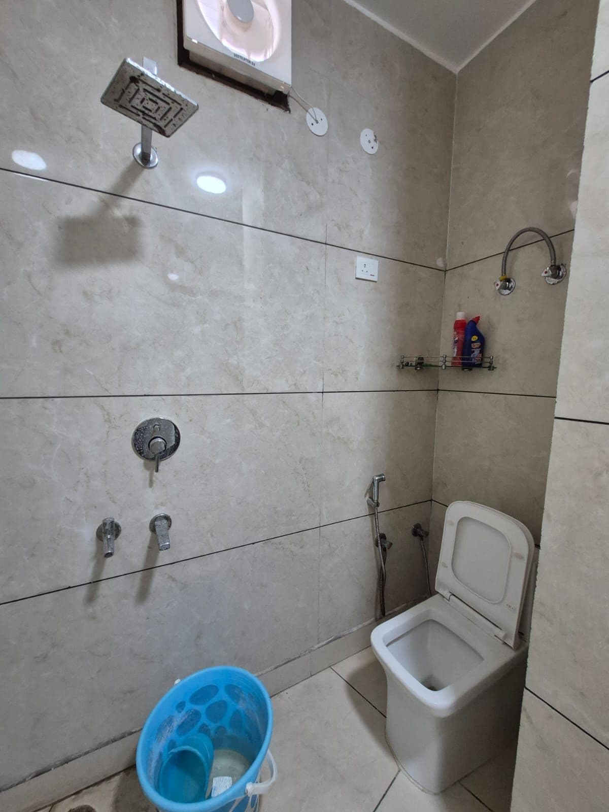 Galaxy Vega Apartment thumbnail 12