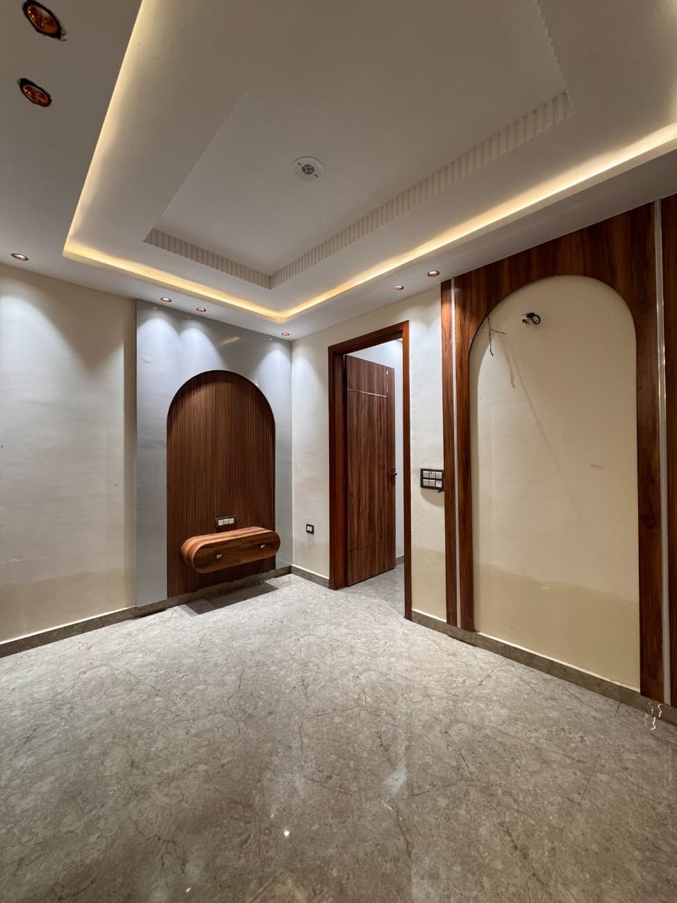 1BHK Flat for Sale in Dwarka Mor – Your Dream Home Awaits!