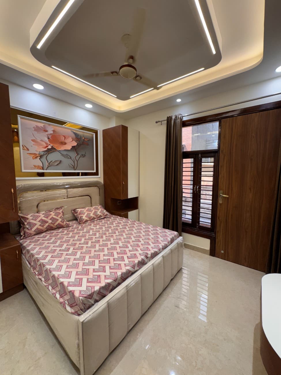 3BHK 80 Gaj Flat for Sale in Dwarka Mor | Ready to Move thumbnail 5