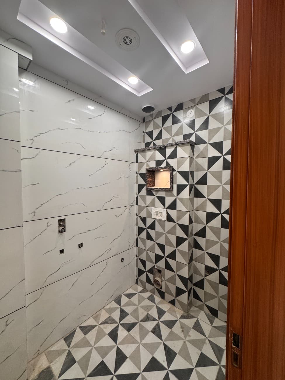 🏡 2BHK 80 Gaj Flat for Sale in Nawada thumbnail 5