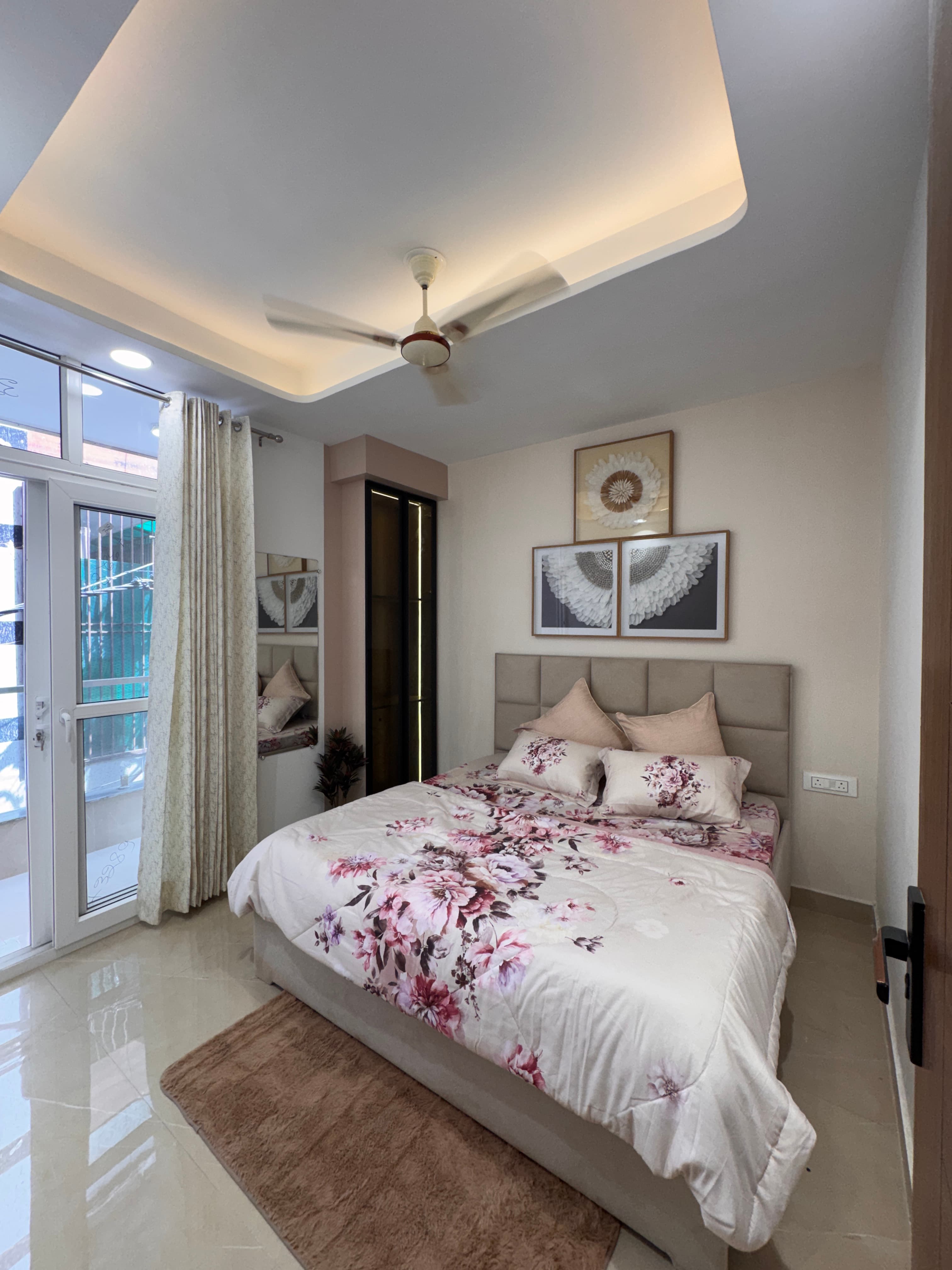 3BHK Flat for Sale in Dwarka Mor | 90 Gaj | ₹64 Lakh thumbnail 7