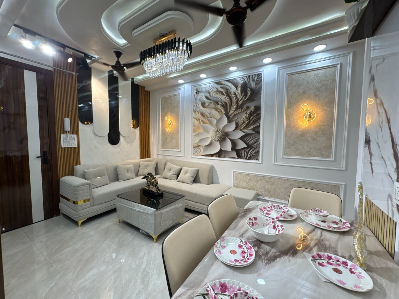 Modern 2BHK Builder Floor near Nawada Metro spotlight image