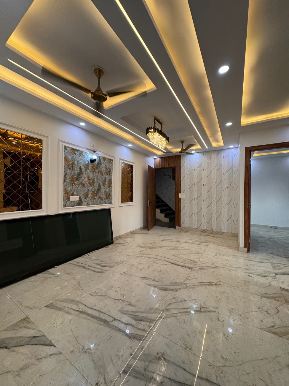 3BHK 110 Gaj Flat for Sale in Dwarka | Luxury Ready-to-Move Home spotlight image